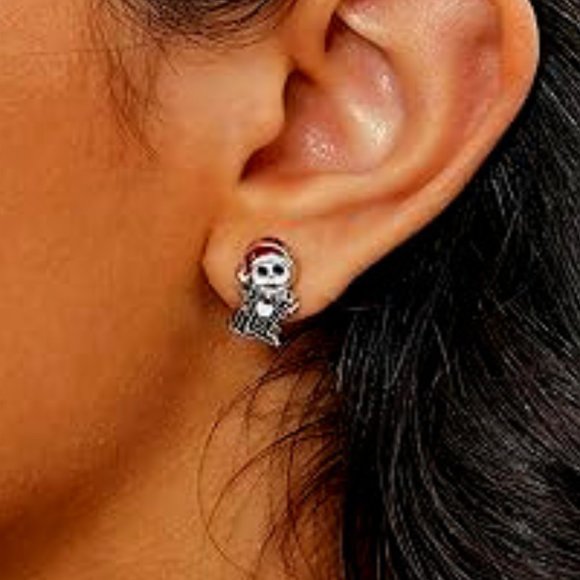 DISNEY 2pc THE NIGHTMARE BEFORE CHRISTMAS JACK + SALLY NECKLACE + EARRINGS SET - Picture 8 of 8
